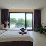 Lux Natura - New 2025 *
