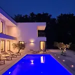 Lux Natura - New 2025 Villa Funtana