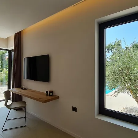 Lux Natura - New 2025 *